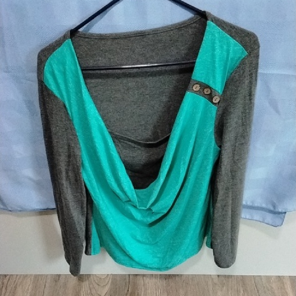 Amazon Green and Gray V-Neck Sweater